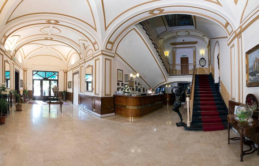 Hotel Dei Principati Baronissi Kültér fotó